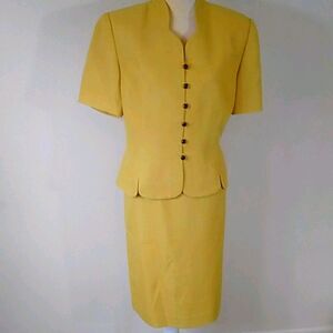2PC Le Suit PETITE TOWSuit , Shirt Yalow Women Size 16